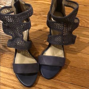 Block heel sandals